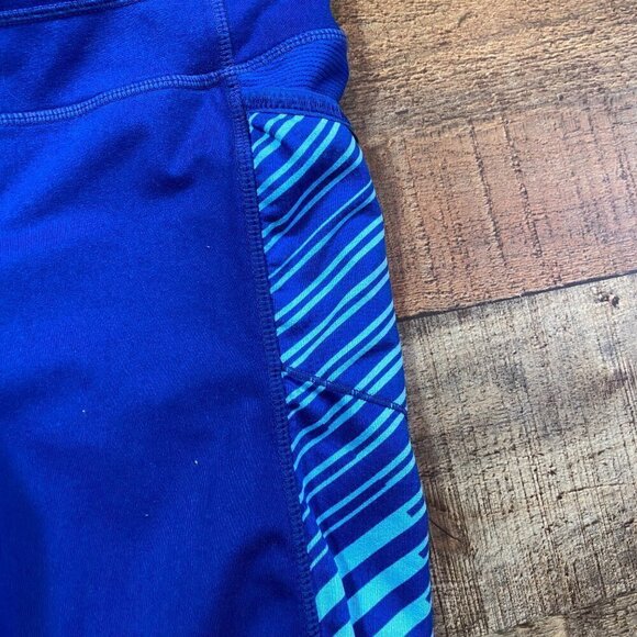 Women's Athleta Leggings with Tech Pockets size XS - Picture 3 of 6